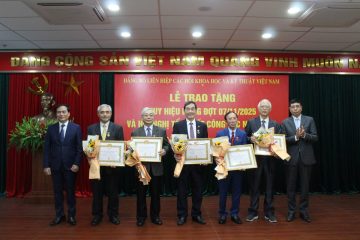 Chi bộ Cơ quan Hội Truyền thông số Việt Nam: Vinh dự nhận Huy hiệu Đảng và bằng khen “Hoàn thành xuất sắc nhiệm vụ” năm 2025 Chi bộ Cơ quan Hội Truyền thông số Việt Nam: Vinh dự nhận Huy hiệu Đảng và bằng khen “Hoàn thành xuất sắc nhiệm vụ” năm 2025